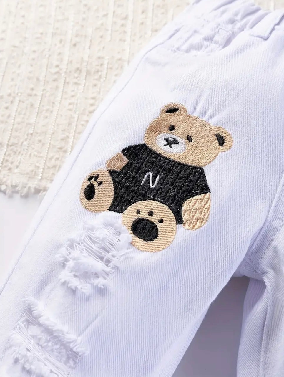 White Ripped Denim Pants With Cartoon Bear And Letter Print For Boys 2-3 Years