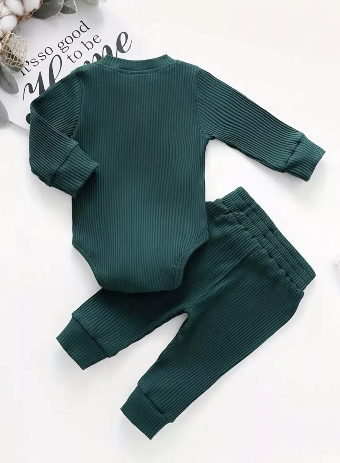 Baby Boys and Girls set 9-12m Dark Green