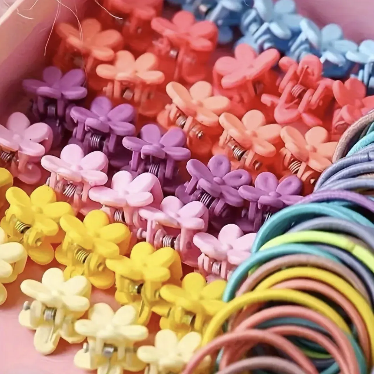 780 pcs Hair Accessories